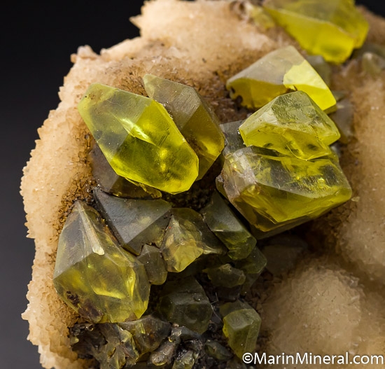 Sulfur from Cozzodisi Mine, Sicily, Italy [db_pics/pics/SM643c.jpg]