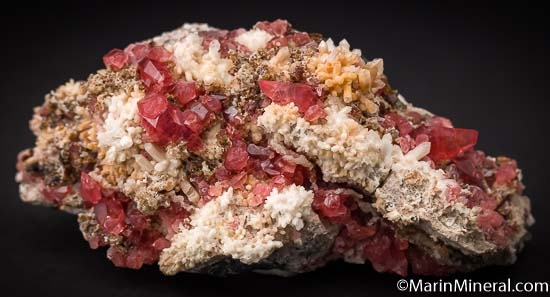Rhodochrosite with Quartz from Uchuchacua Mine, Oyon Prov., Peru [db_pics/pics/SM645a.jpg]