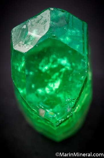 Chrome Tourmaline from Voi, near Tsavo National Park, Kenya [db_pics/pics/SM649c.jpg]