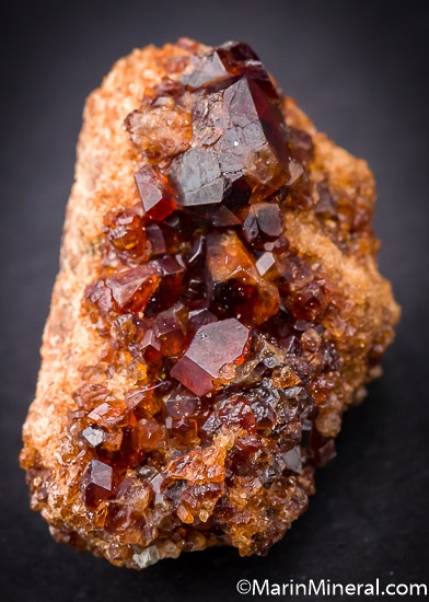 Garnet from Gairo, Dodoma, Tanzania [db_pics/pics/SM676b.jpg]