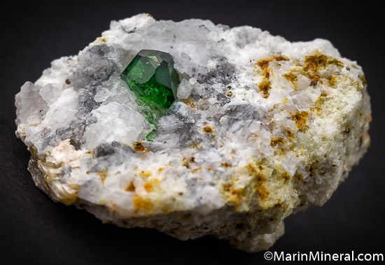 Chrome Tourmaline from Landani, Tanzania [db_pics/pics/SM679c.jpg]
