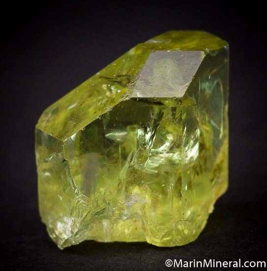 Apatite from Imilchil, Er Rachidia Province, Morocco [db_pics/pics/SM846a.jpg]