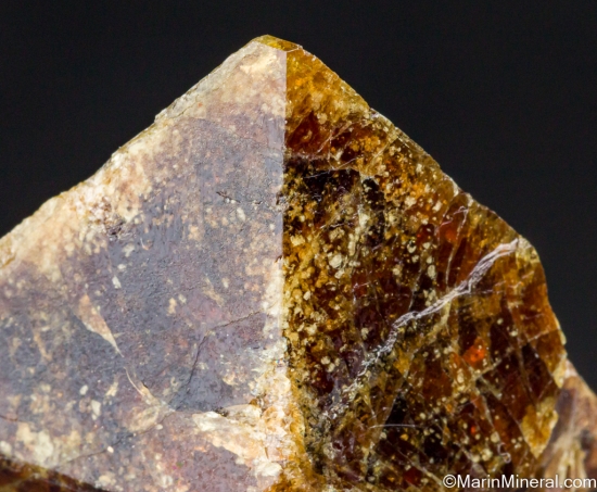 Vesuvianite from Tunnel 36, Portola, Plumas Co., California, USA [db_pics/pics/ST152c.jpg]