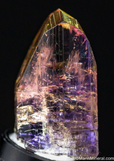 Tanzanite from Merelani Hills, Arusha, Tanzania [db_pics/pics/ST227e.jpg]