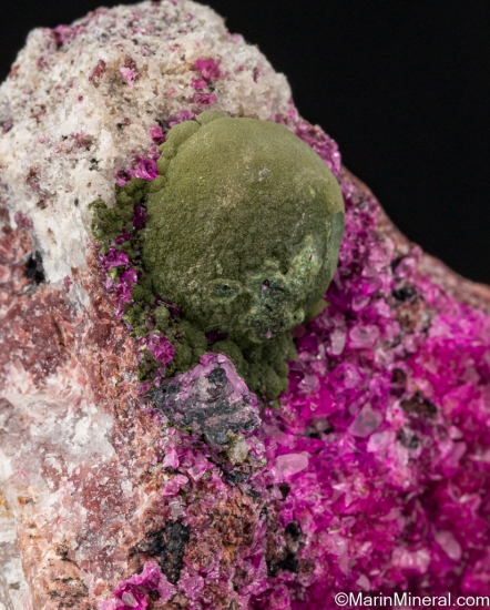 Kolwezite on Cobaltian Calcite from Kolwezi Mining District, Lualaba, DR Congo [db_pics/pics/ST262c.jpg]