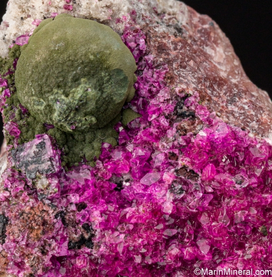 Kolwezite on Cobaltian Calcite from Kolwezi Mining District, Lualaba, DR Congo [db_pics/pics/ST262d.jpg]