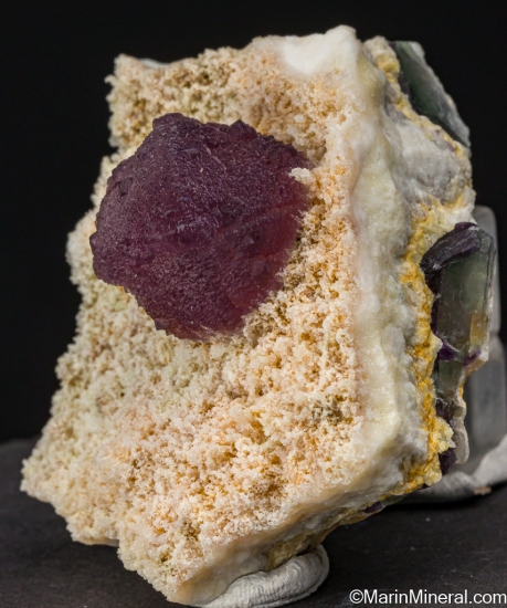 Fluorite from Mina La Lupita, near Rodeo, Durango, Mexico [db_pics/pics/ST267b.jpg]