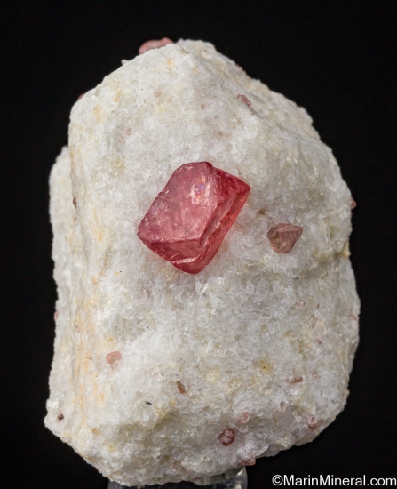 Spinel from Mogok, Myanmar [db_pics/pics/ST288a.jpg]