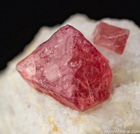 Spinel from Mogok, Myanmar [db_pics/pics/ST291c.jpg]