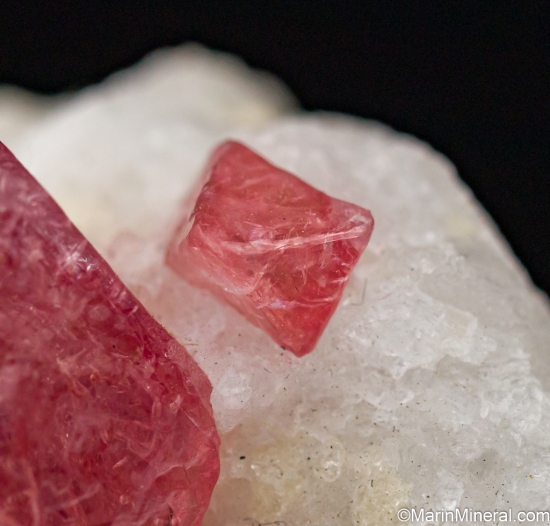 Spinel from Mogok, Myanmar [db_pics/pics/ST291d.jpg]