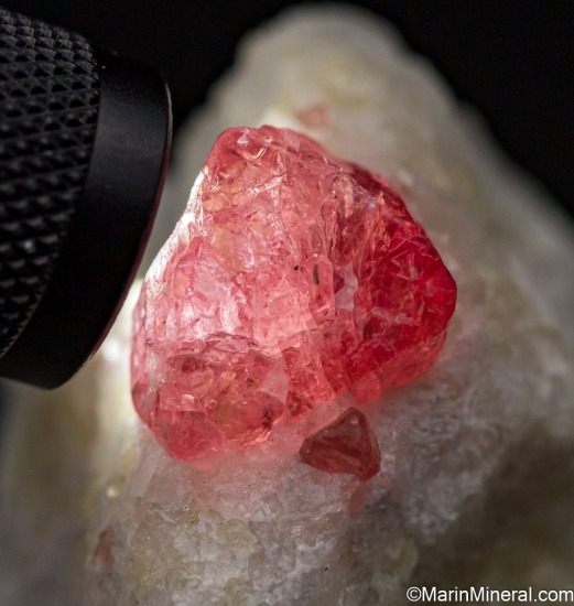 Spinel from Mogok, Myanmar [db_pics/pics/ST296c.jpg]