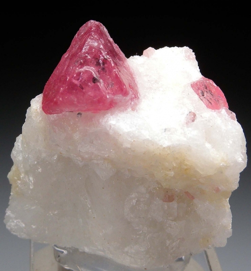 Spinel from Mogok, Myanmar [db_pics/pics/ST298a.jpg]