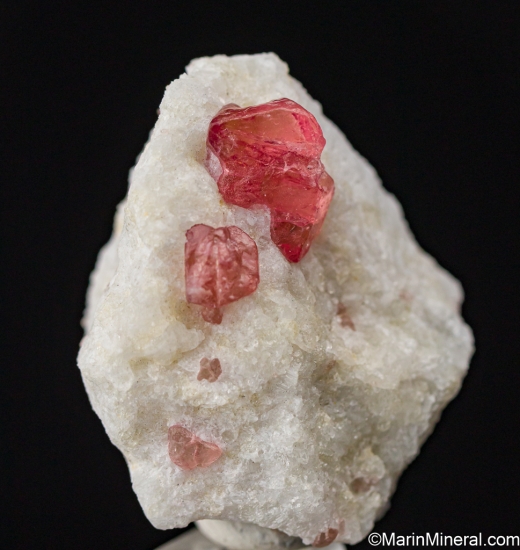 Spinel from Mogok, Myanmar [db_pics/pics/ST301b.jpg]