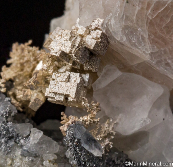Silver (cubic crystals!) from Bouismas Mine, Zagora Prov., Draa-Tafilalet Region, Morocco [db_pics/pics/ST352c.jpg]