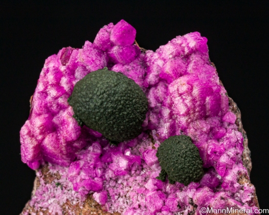 Kolwezite on Cobaltian Calcite from Kolwezi Mining District, Lualaba, DR Congo [db_pics/pics/ST363c.jpg]