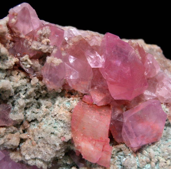 Cobaltian Calcite from Kolwezi Mining District, Lualaba, DR Congo [db_pics/pics/ST369c.jpg]