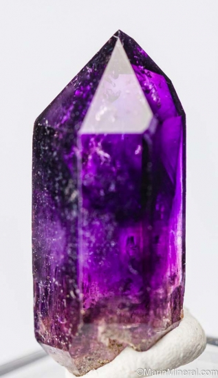 Amethyst from Goboboseb Mtns, Namibia [db_pics/pics/ST439b.jpg]