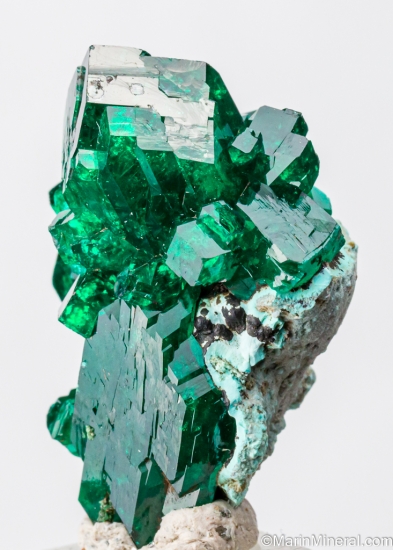 Dioptase from Sanda Hills, Mindouli District, Pool Department, Congo [db_pics/pics/ST481b.jpg]
