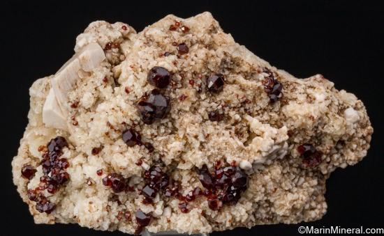 Spessartine, Quartz on Albite, Microcline from Newberry Mountains, Clark Co., Nevada, USA [db_pics/pics/ST541a.jpg]