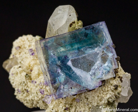 Fluorite with Quartz from Yaogangxian Mine, Hunan, China [db_pics/pics/ST570c.jpg]