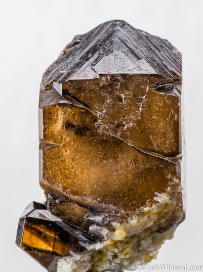 Cassiterite from Ximeng County, Pu'er, Yunnan, China [db_pics/pics/ST740e.jpg]