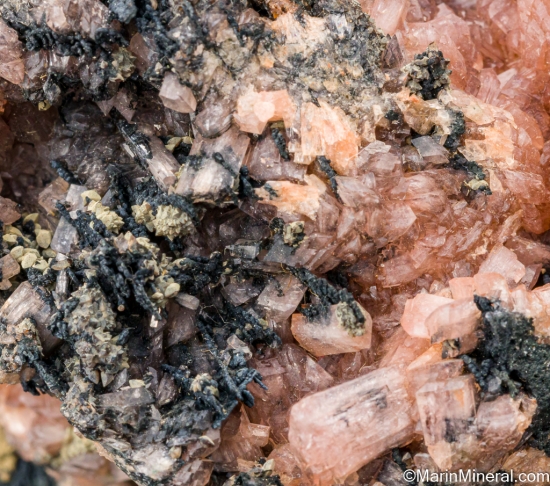 Hureaulite, Rockbridgeite, Reddingite from Jocao Mine, Galileia, Minas Gerais, Brazil [db_pics/pics/ST801d.jpg]