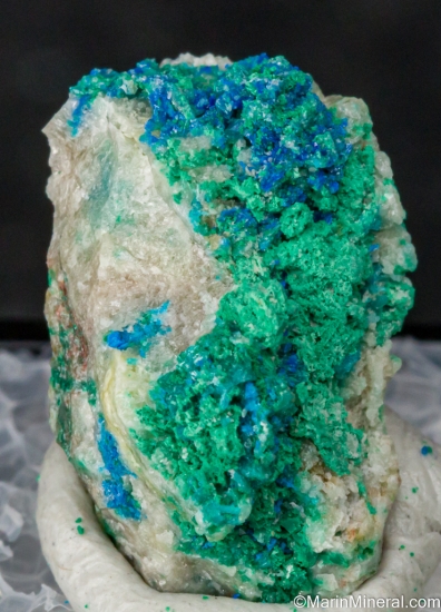 Caledonite, Cerussite, Brochantite from Rowley Mine, Theba, Maricopa Co., Arizona, USA [db_pics/pics/SV291c.jpg]