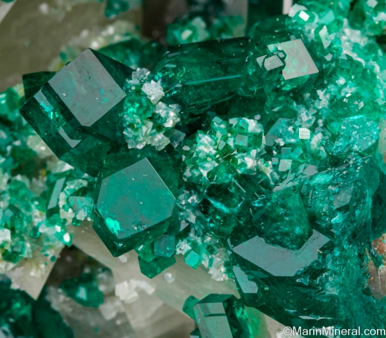 Dioptase, Duftite on Calcite from Tsumeb, Namibia [db_pics/pics/SV311d.jpg]