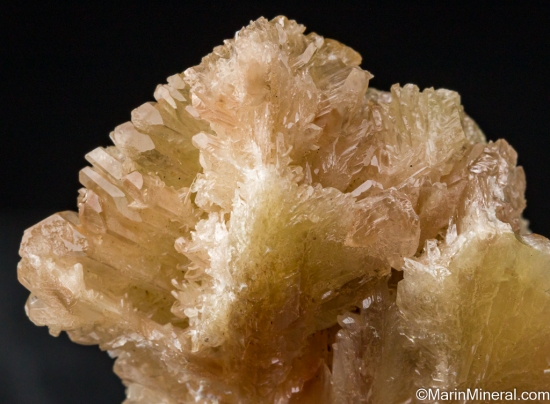 Cerussite from Daoping Mine, Yangshuo, Guangxi Prov., China [db_pics/pics/SV363e.jpg]