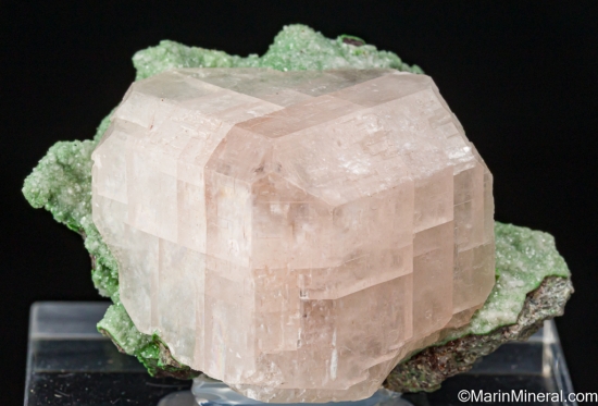 Calcite with Duftite from Tsumeb, Namibia [db_pics/pics/SV374a.jpg]