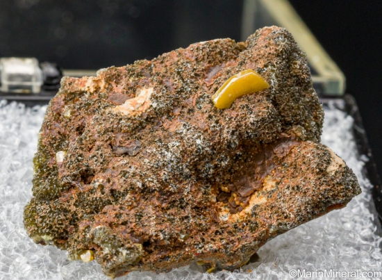 Stolzite from Fat Jack Mine, Yavapai Co., Arizona, USA [db_pics/pics/SV381a.jpg]