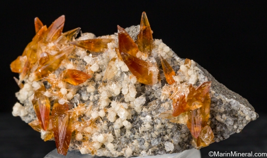 Calcite with Chabazite, Thompsonite from Craigs Quarry, Ballymena, Co. Antrim, Ireland [db_pics/pics/SV454b.jpg]