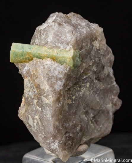 Aquamarine from Sheshkinnarone, The Rosses, Dunglow, Co. Donegal, Ireland [db_pics/pics/SV456a.jpg]