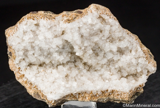 Chabazite from Craig's Quarry, Ballymena, Co. Antrim, Ireland [db_pics/pics/SV530b.jpg]
