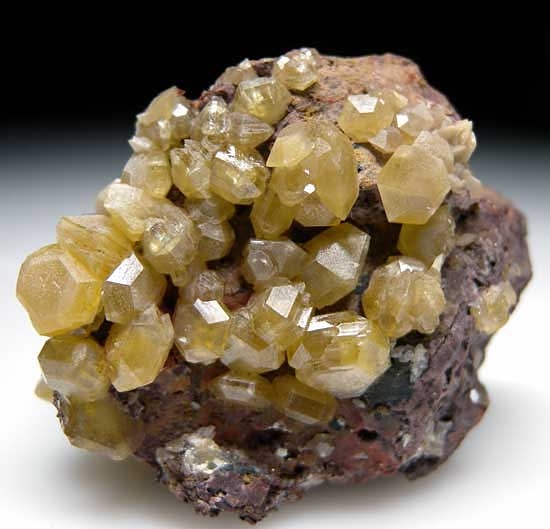 Mimetite from Mount Bonnie Mine, Northern Territory, Australia [db_pics/pics/a112a.jpg]