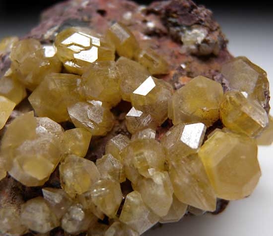 Mimetite from Mount Bonnie Mine, Northern Territory, Australia [db_pics/pics/a112b.jpg]