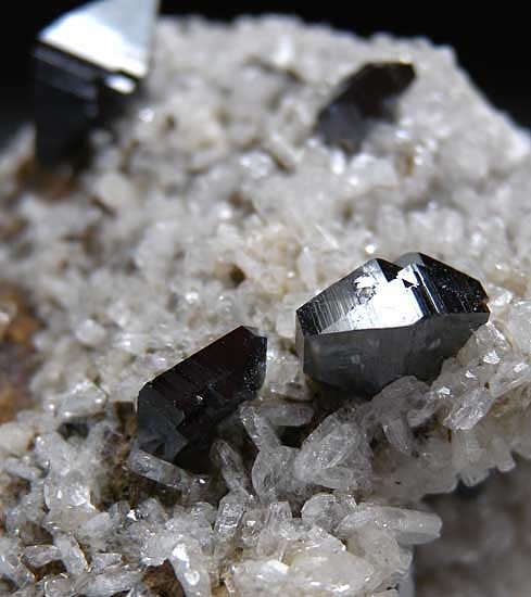Anatase from Kharan Mountain, Balochistan, Pakistan [db_pics/pics/a117c.jpg]