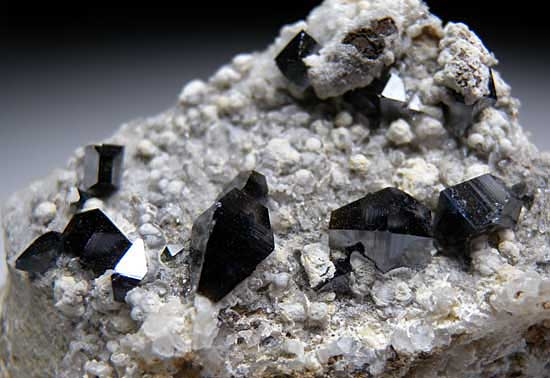 Anatase from Kharan Mountain, Balochistan, Pakistan [db_pics/pics/a121c.jpg]