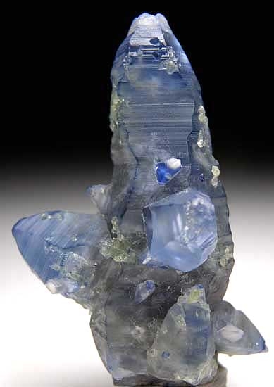 Sapphire from Ratnapura, Sri Lanka [db_pics/pics/a160a.jpg]