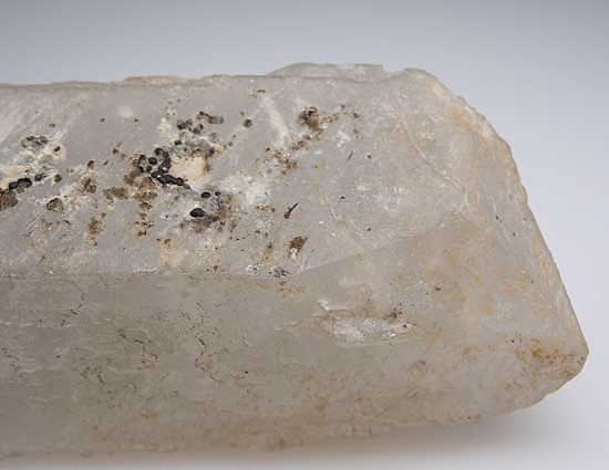 Pollucite from Shengus Mine, Skardu Dist., Pakistan [db_pics/pics/a175b.jpg]