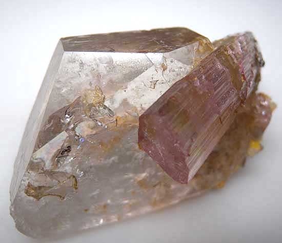 Tourmaline on Morganite from Paprok, Nuristan, Afghanistan [db_pics/pics/a184c.jpg]