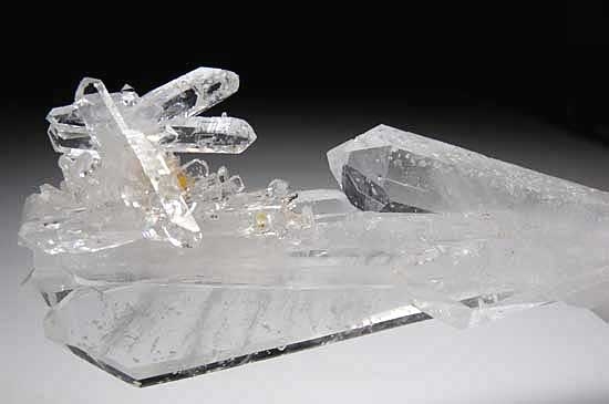 Quartz from North Waziristan, Pakistan [db_pics/pics/a186b.jpg]