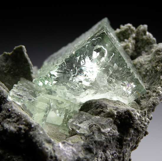 Fluorite from Dongpo Mine, Hunan Prov., China [db_pics/pics/a189b.jpg]