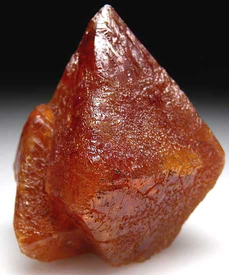 Scheelite from Huangyang, Ping Wu County, Sichuan Prov., China [db_pics/pics/a247a.jpg]