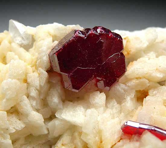 Cinnabar from Tongren, Guizhou, China [db_pics/pics/a259c.jpg]