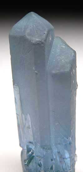 Apatite from Le U Village, Mogok, Myanmar [db_pics/pics/a279b.jpg]