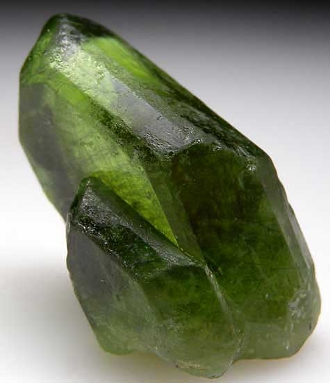 Peridot with Ludwigite from Sapat Valley, Mansehra, NWFP, Pakistan [db_pics/pics/a282b.jpg]