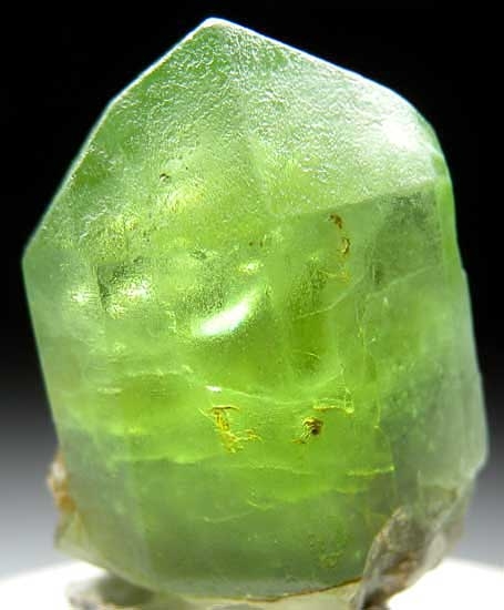 Peridot from Sapat Valley, Mansehra, NWFP, Pakistan [db_pics/pics/a283a.jpg]