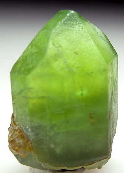 Peridot from Sapat Valley, Mansehra, NWFP, Pakistan [db_pics/pics/a283c.jpg]