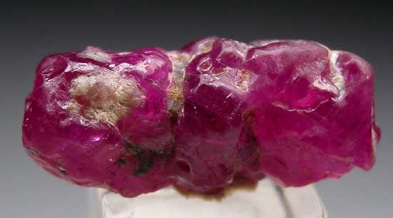Ruby from Mogok, Myanmar [db_pics/pics/a299b.jpg]